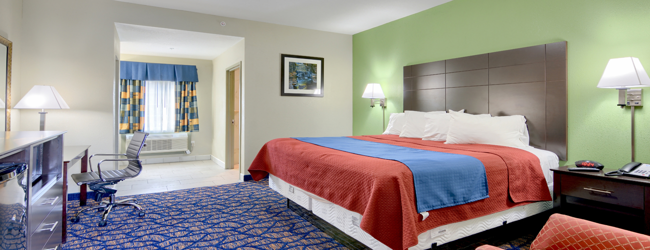  Rodeway Inn & Suites